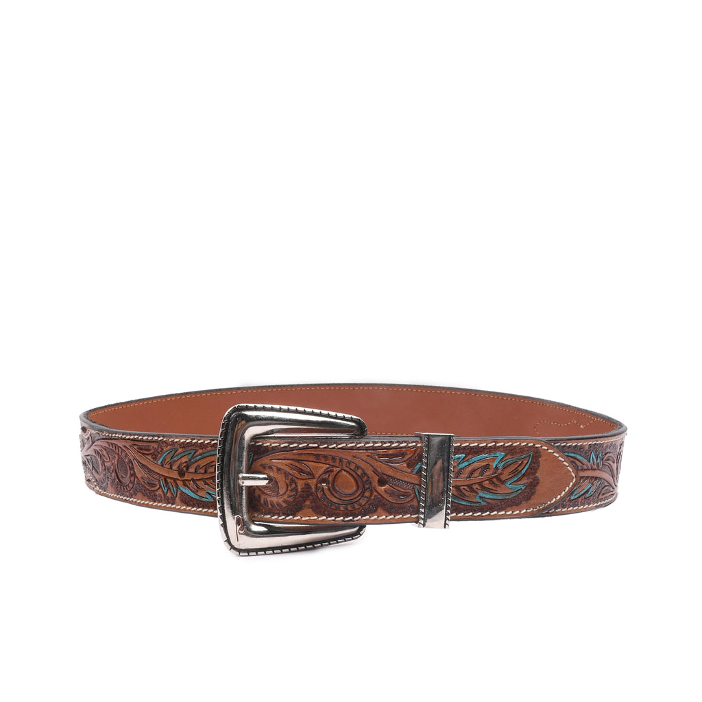 Gaucho Loop Nickel 38MM leather belt full view with polished nickel buckle and reinforced tip